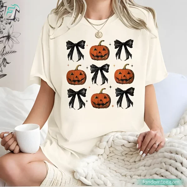 Trendy Halloween Shirt Pumpkin Vintage Bow Coquette Aesthetic Tee